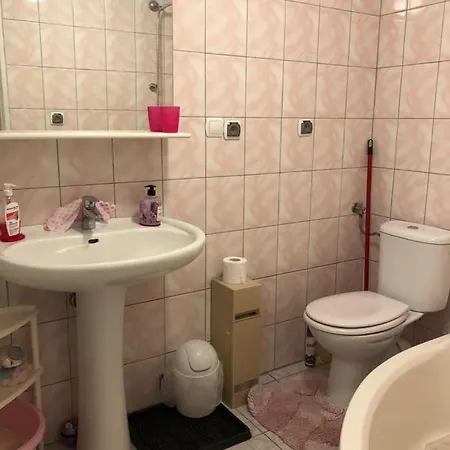 Azyl - Każdy Pokój Z Własną Kuchnią I łazienką Apartamento