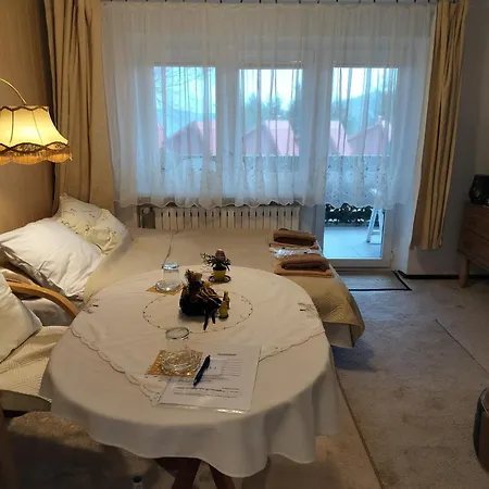 Azyl - Każdy Pokój Z Własną Kuchnią I łazienką * Karpacz