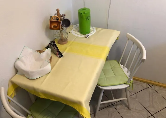 Azyl - Kazdy Z Wlasna Kuchnia I Lazienka Apartment *