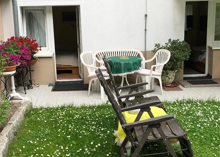 Azyl - Kazdy Z Wlasna Kuchnia I Lazienka Apartment