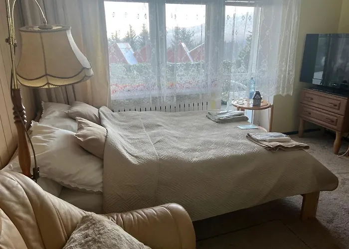 Apartment Azyl - Kazdy Z Wlasna Kuchnia I Lazienka